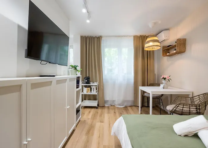 Urban Nest Alba Iulia Apartment Bucureşti